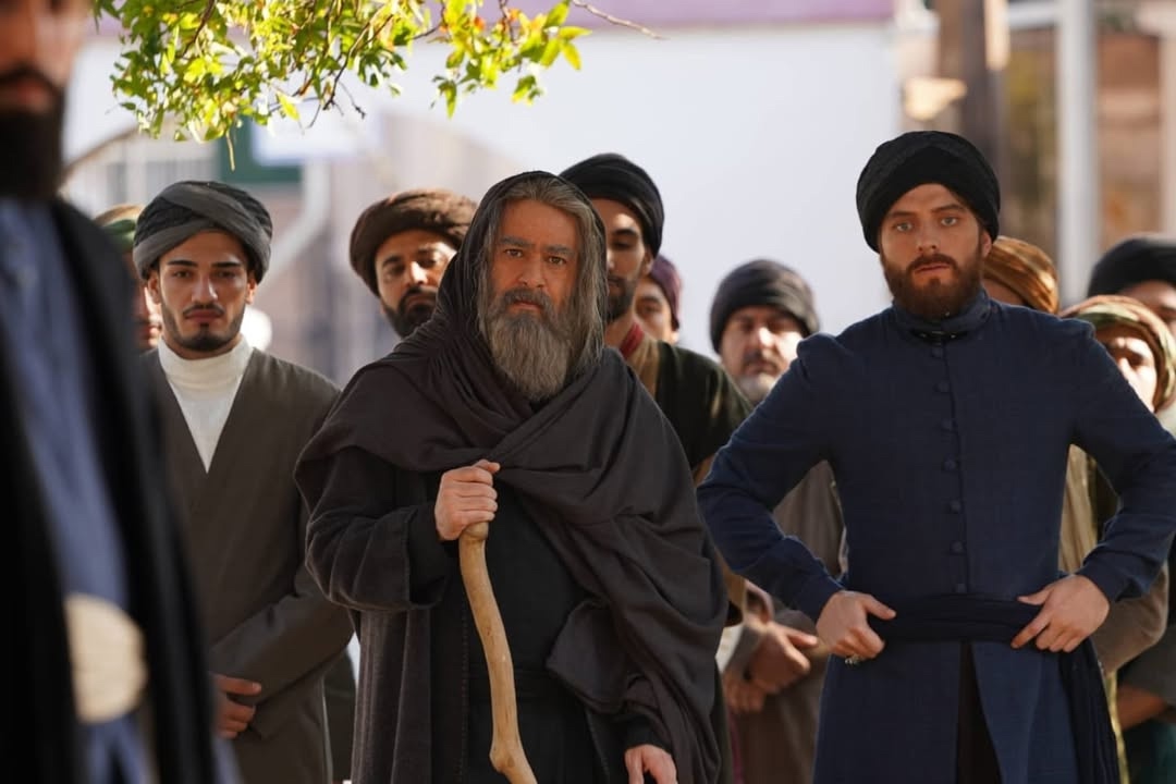 Кадр из Мевлана: Опьянённый любовью